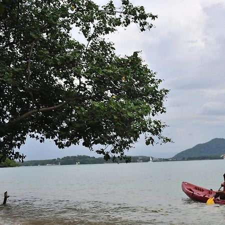 Baan Mai Beachfront Lone Island Phuket Εξωτερικό φωτογραφία