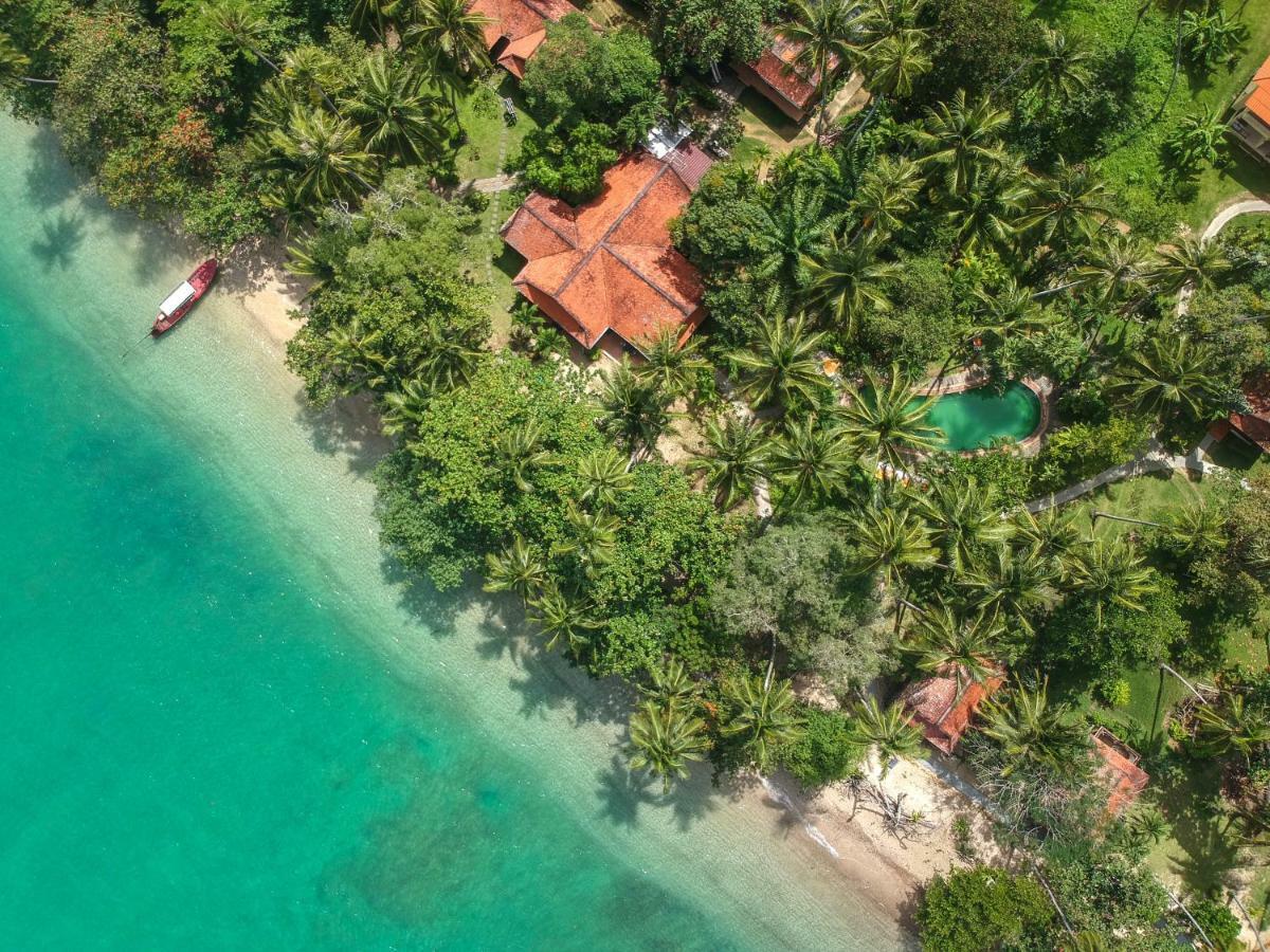 Baan Mai Beachfront Lone Island Phuket Εξωτερικό φωτογραφία