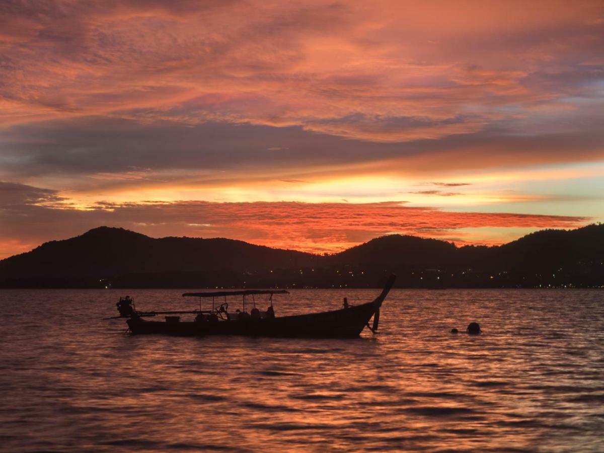 Baan Mai Beachfront Lone Island Phuket Εξωτερικό φωτογραφία