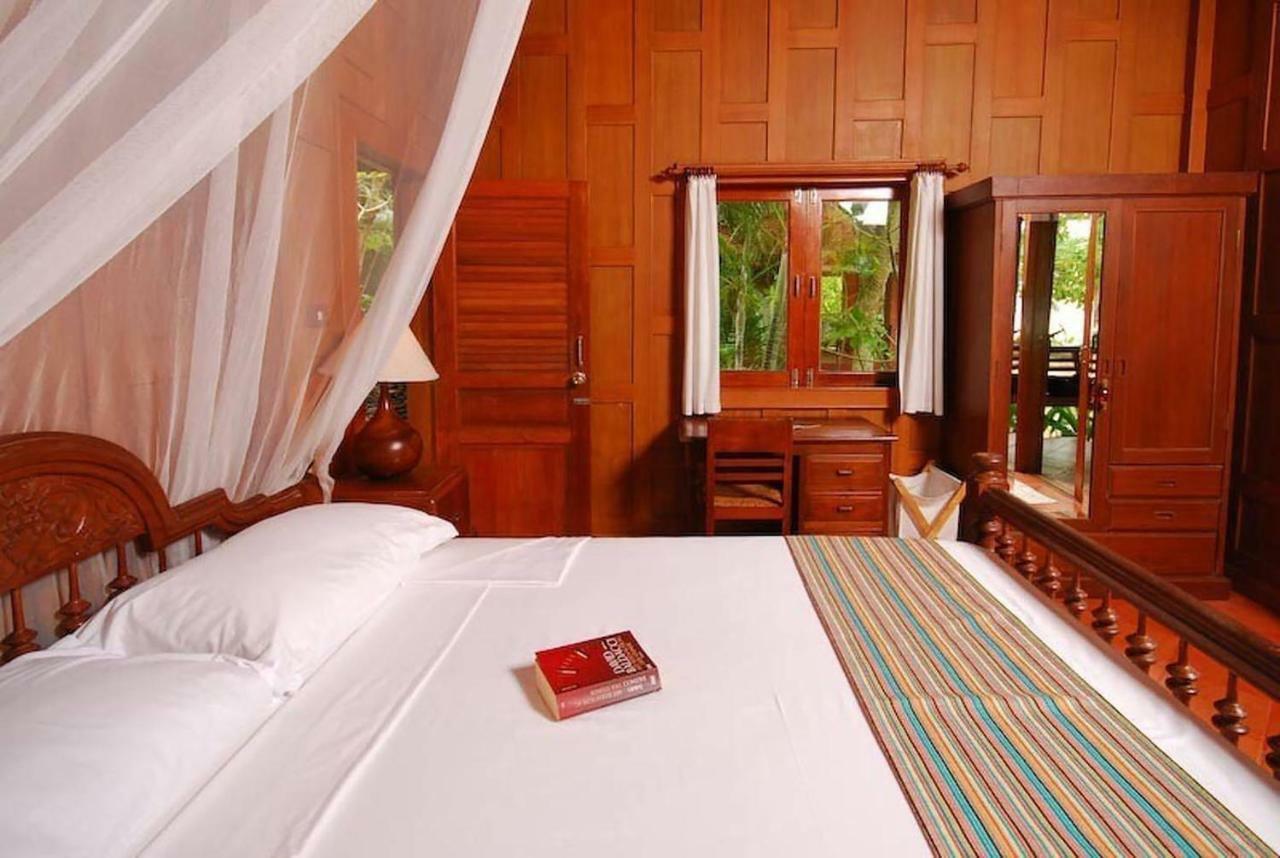 Baan Mai Beachfront Lone Island Phuket Εξωτερικό φωτογραφία
