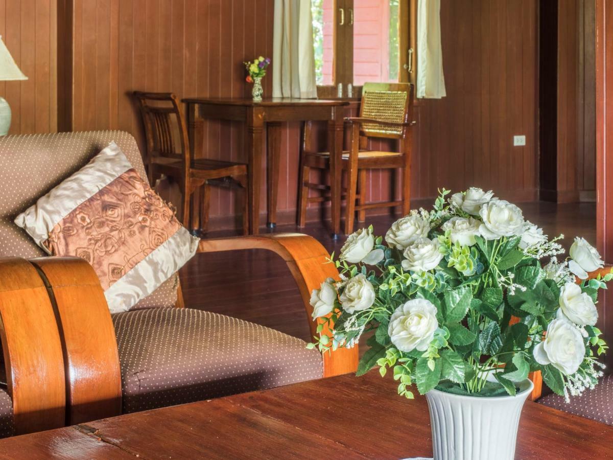 Baan Mai Beachfront Lone Island Phuket Εξωτερικό φωτογραφία