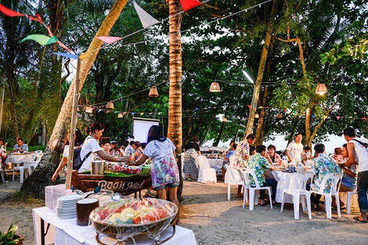 Baan Mai Beachfront Lone Island Phuket Εξωτερικό φωτογραφία