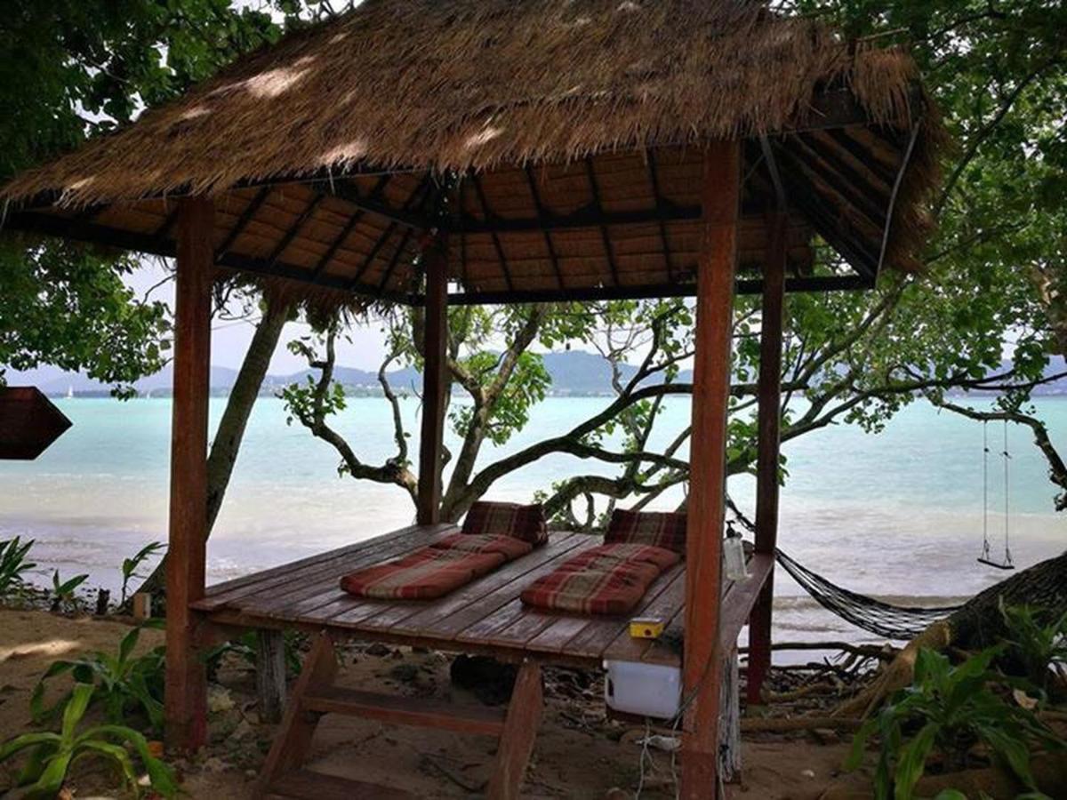 Baan Mai Beachfront Lone Island Phuket Εξωτερικό φωτογραφία
